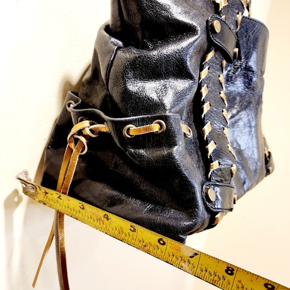 Mauricio Taituti Women's Black Leather Shoulder bag - Picture 14 of 14